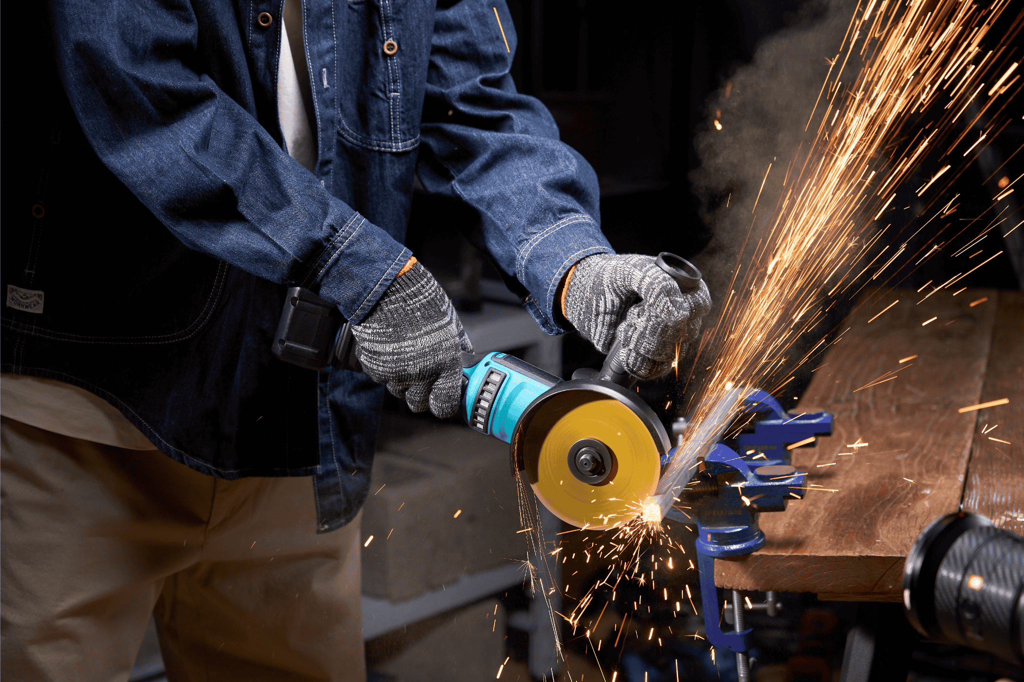 How to Cut Rebar with an Angle Grinder — SeeSii