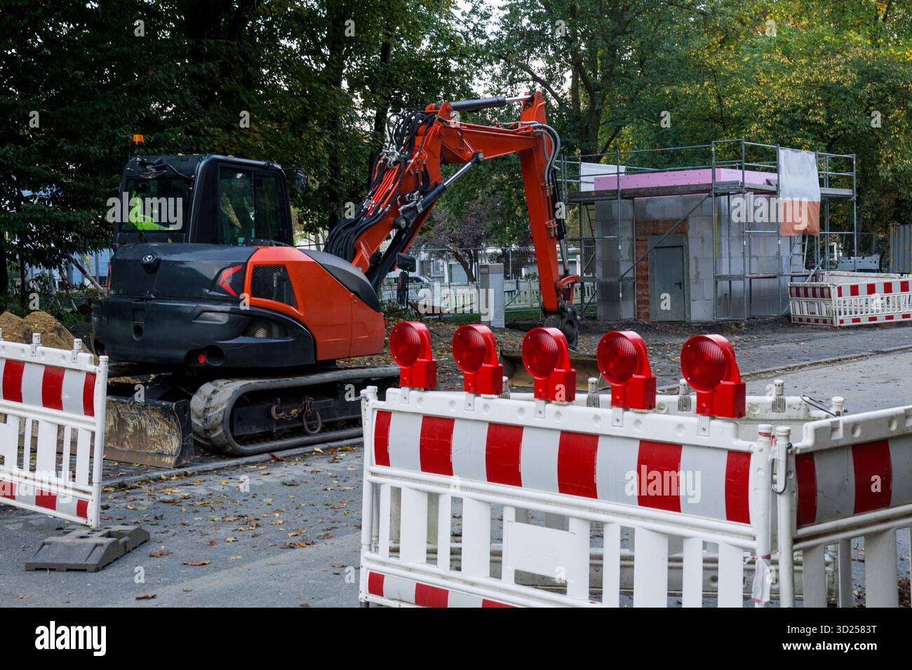Work area barrier heavy equipment hi-res stock photography and images - Alamy